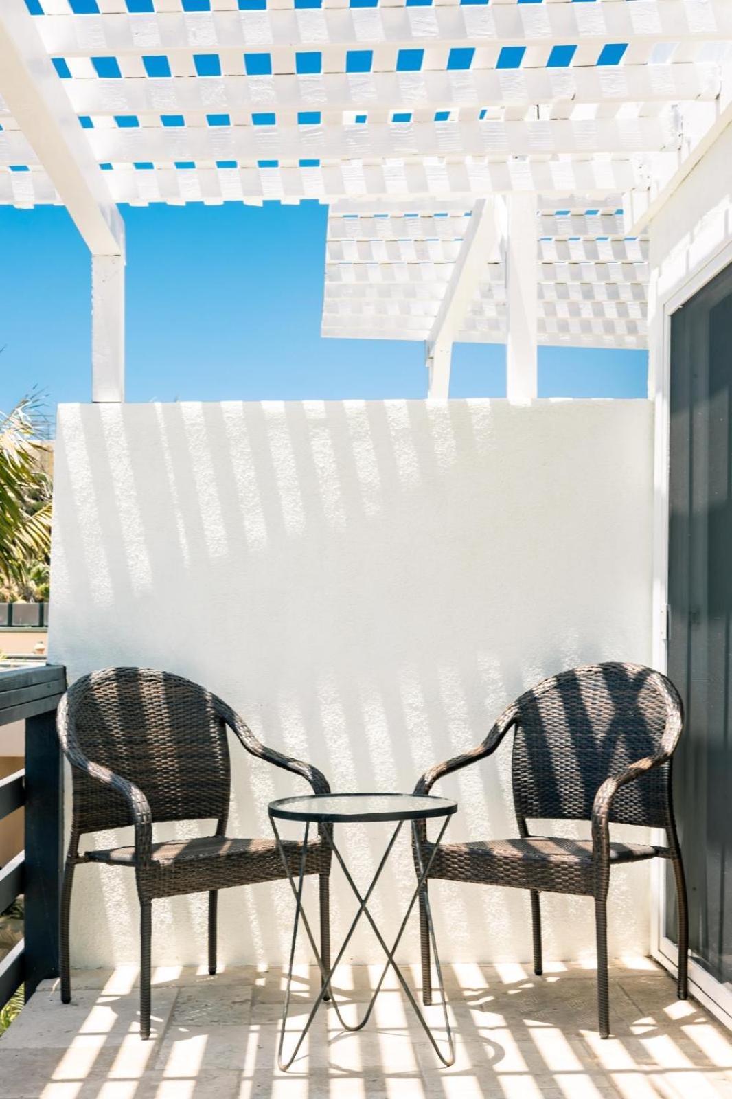 Seaside Laguna Inn & Suites Лагуна Бийч Екстериор снимка