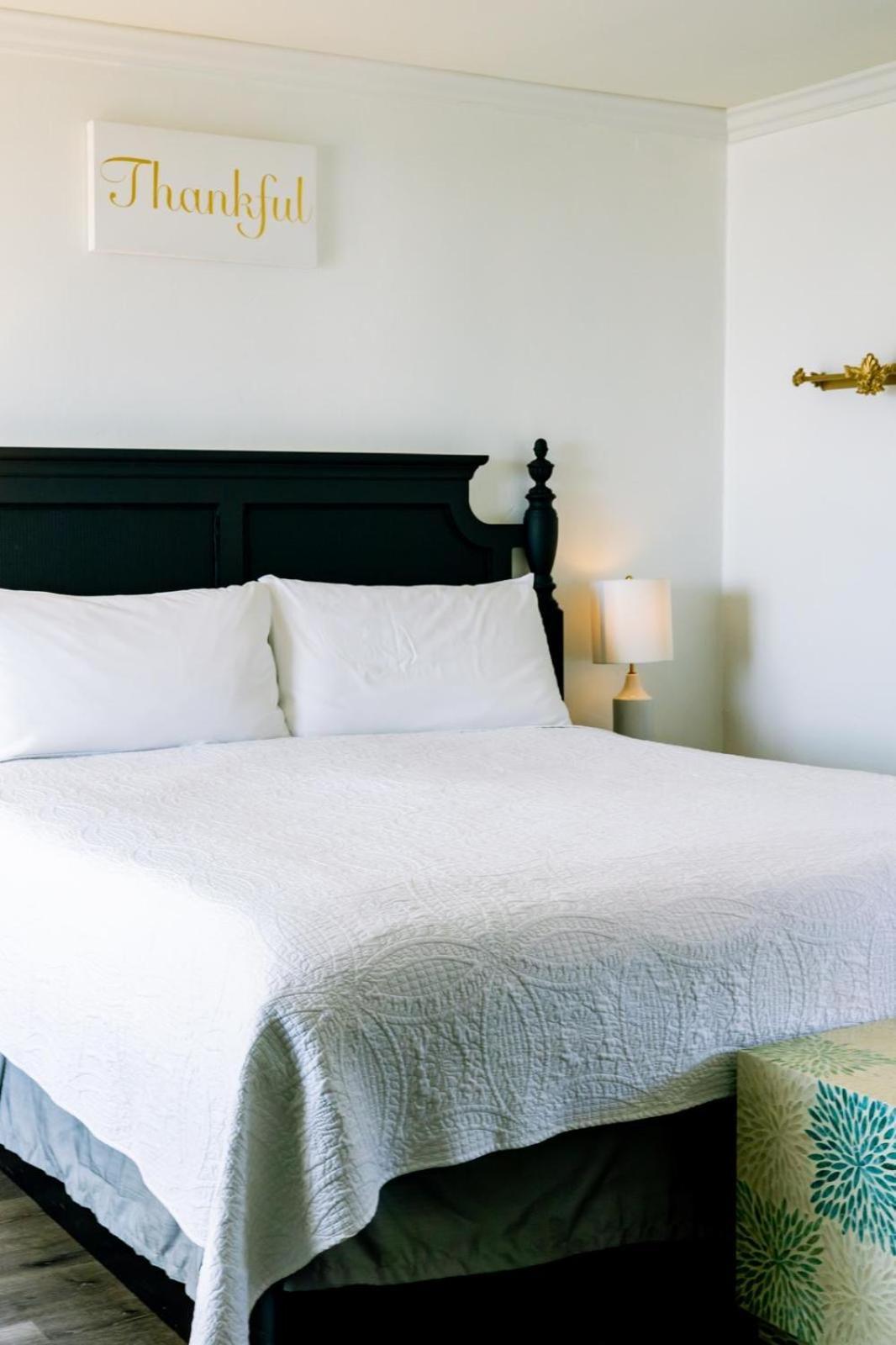 Seaside Laguna Inn & Suites Лагуна Бийч Екстериор снимка