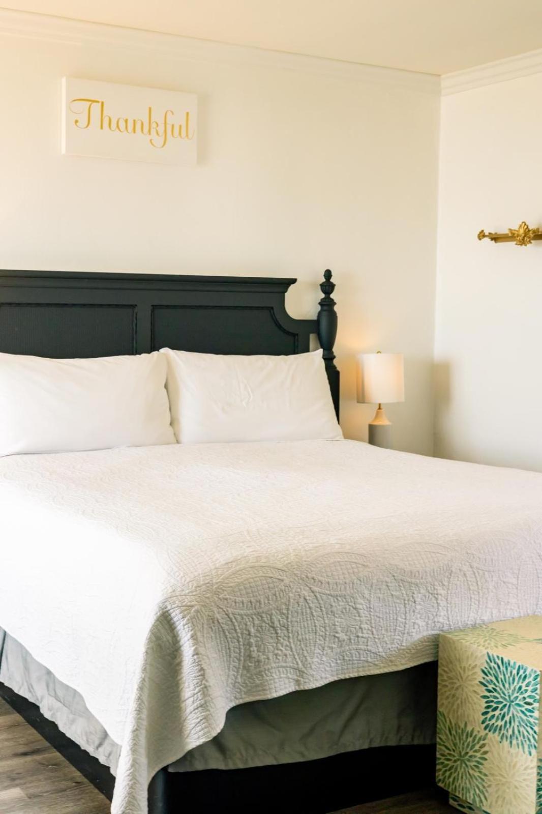 Seaside Laguna Inn & Suites Лагуна Бийч Екстериор снимка