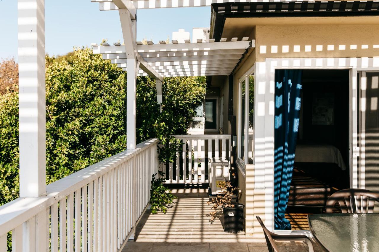 Seaside Laguna Inn & Suites Лагуна Бийч Екстериор снимка