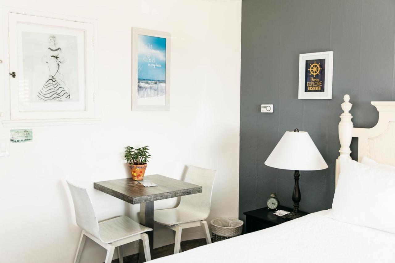 Seaside Laguna Inn & Suites Лагуна Бийч Екстериор снимка